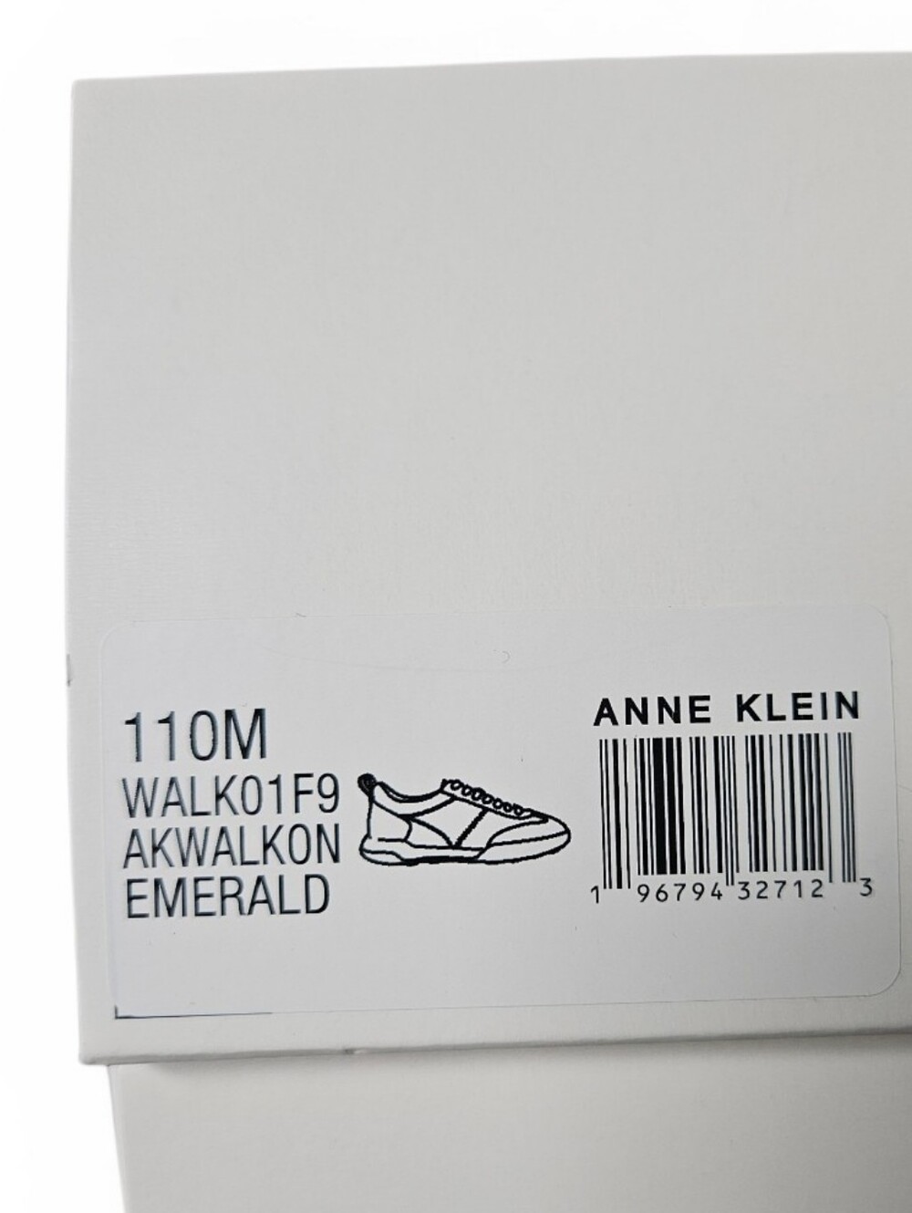 Anne Klein Emerald Green Retro Westside Sneakers, Size 11 Womens. - Picture 7 of 7